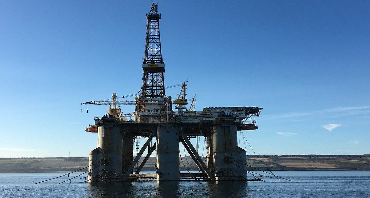 oil industry 3272673 1280