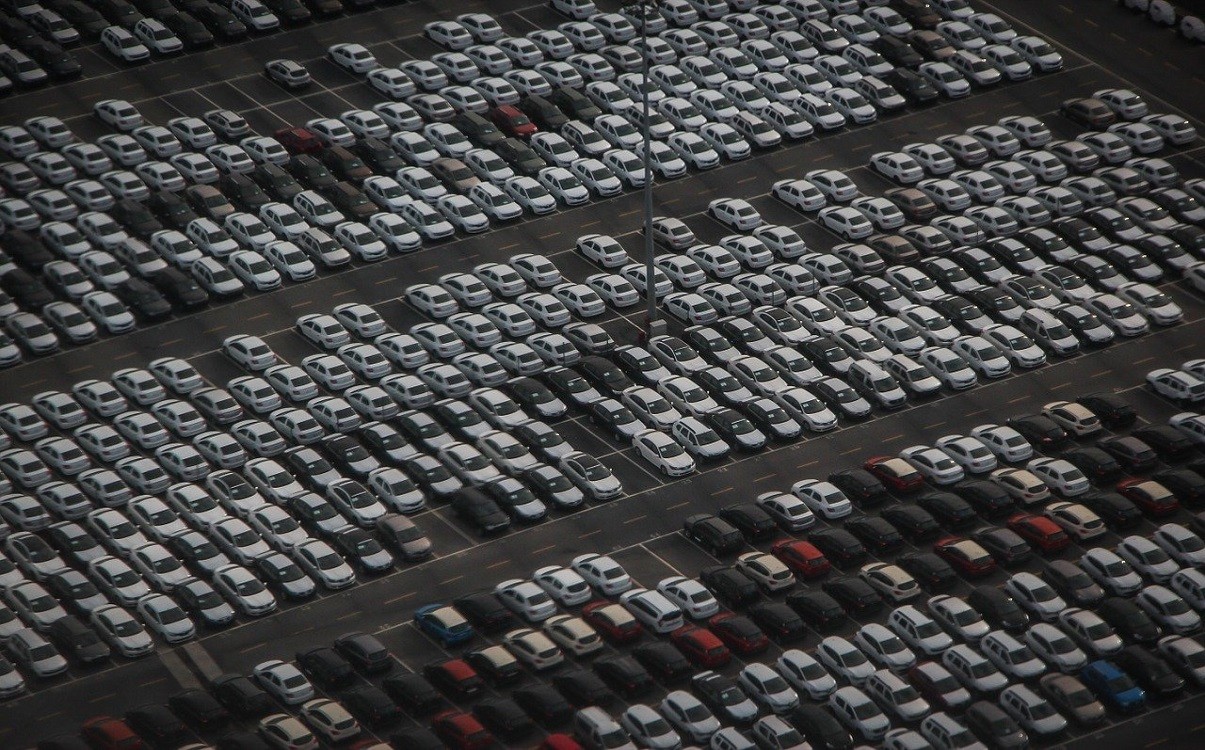 Use Car Dealers Banned For 14 years