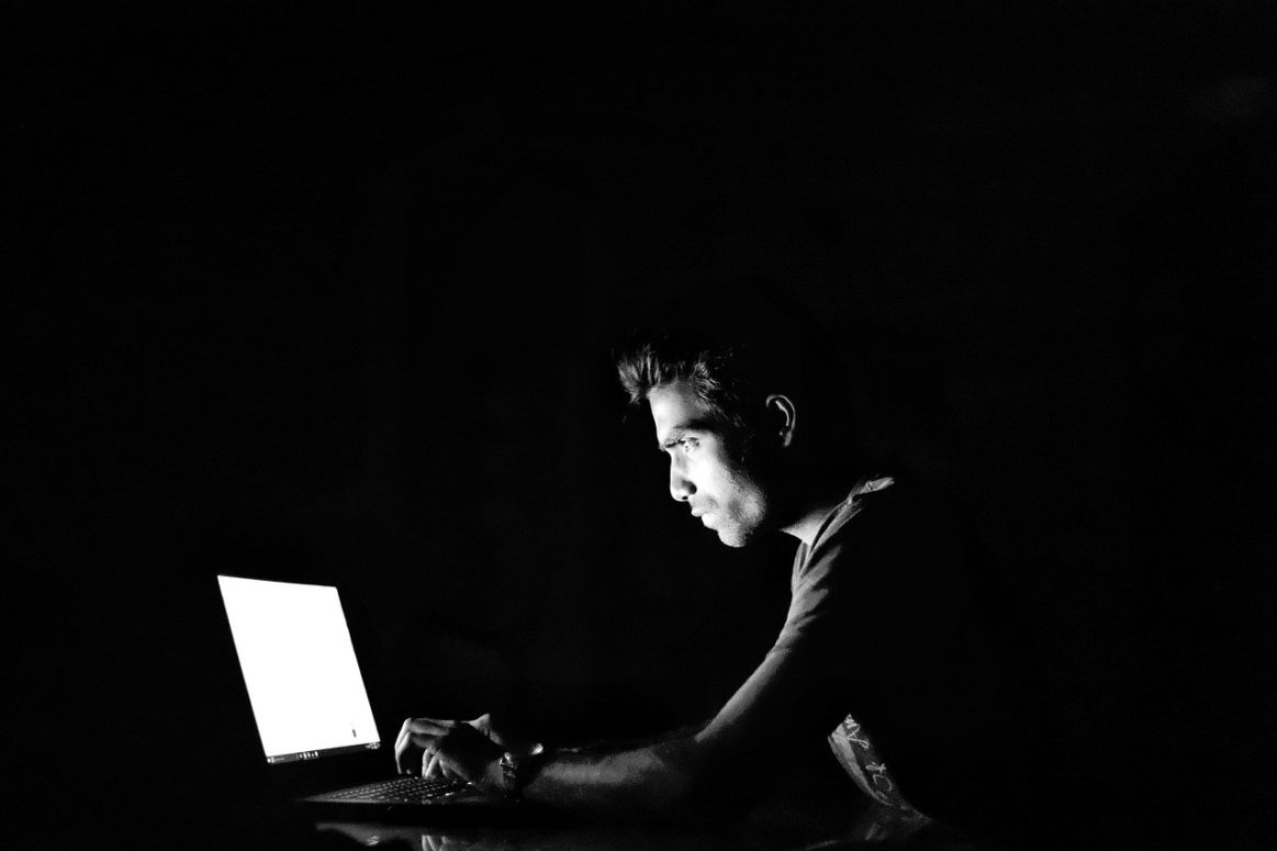 hacking 2903156 1280 1 1