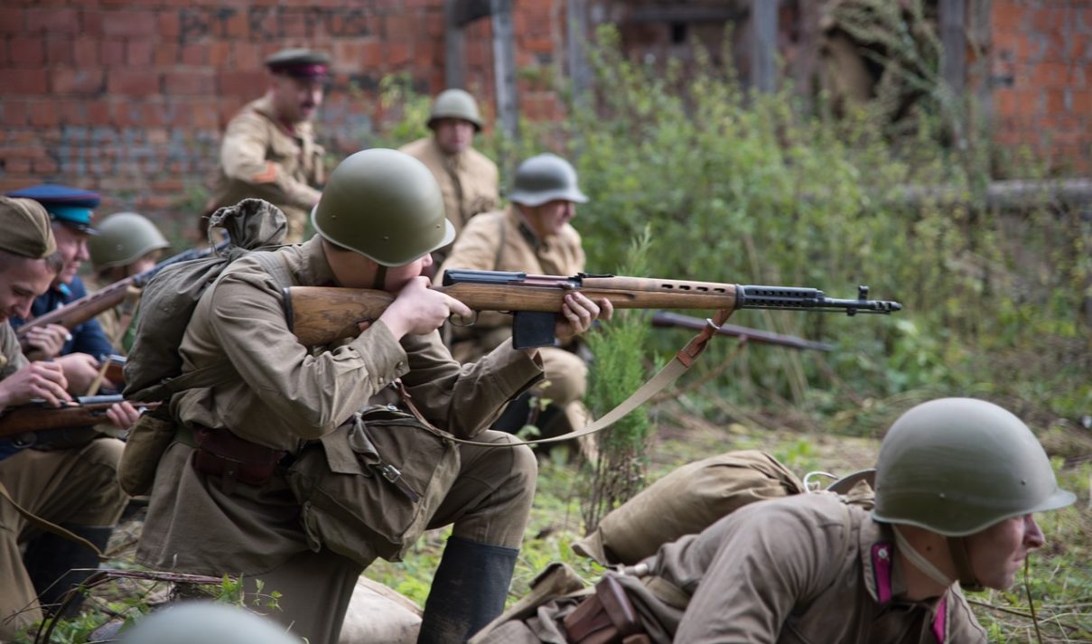 Black Ribbon Day: 81 years ago Nazism and Stalinism rose to power