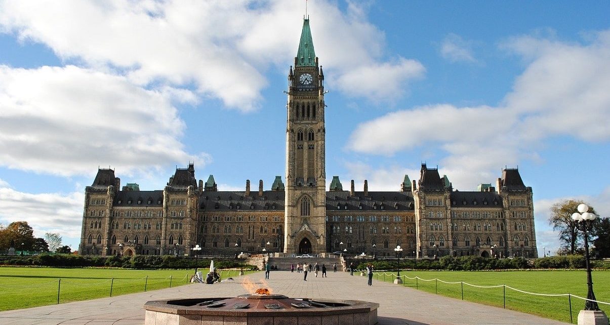 Canadian Government Makes Environment Protection Top Priority 28 Canadian Government Makes Environment Protection Top Priority