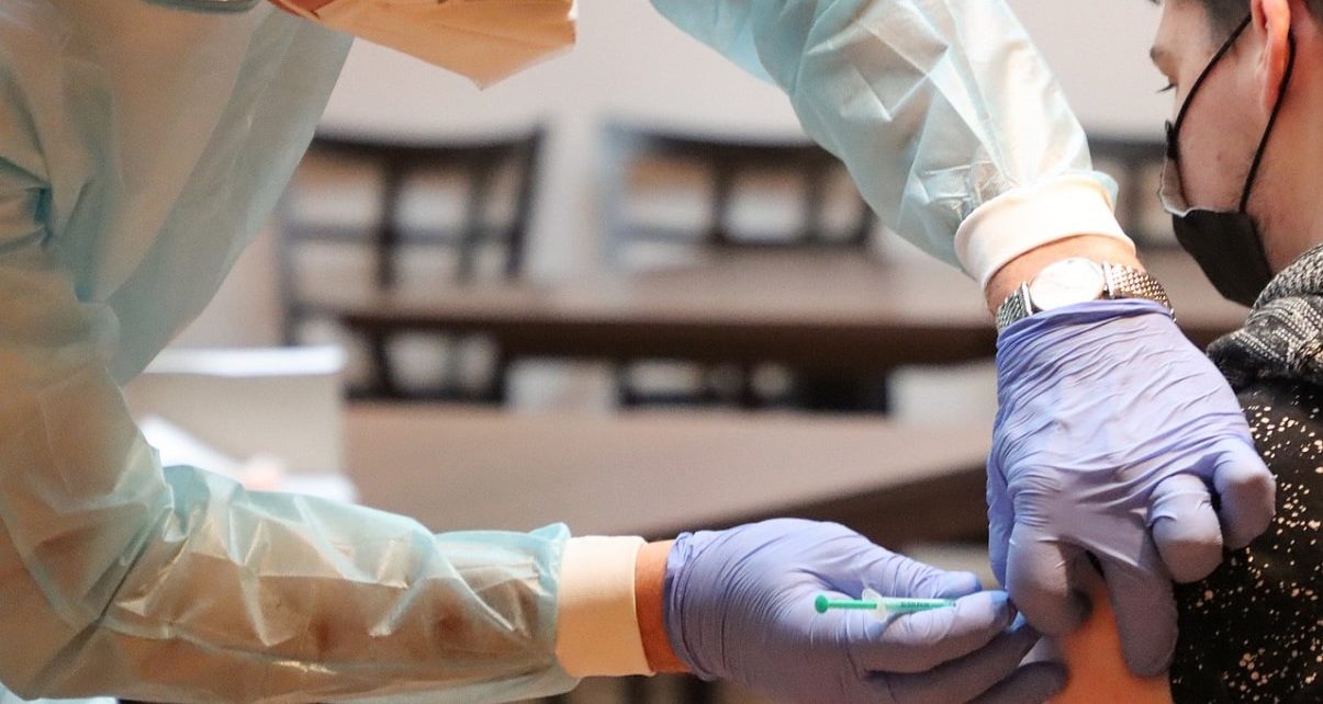 Albertans Can Now Get The Astra Zeneca Vaccine At Walk In Clinics