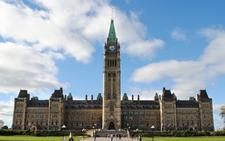 Quel chef de parti démissionnera après les èlections de Septembre?