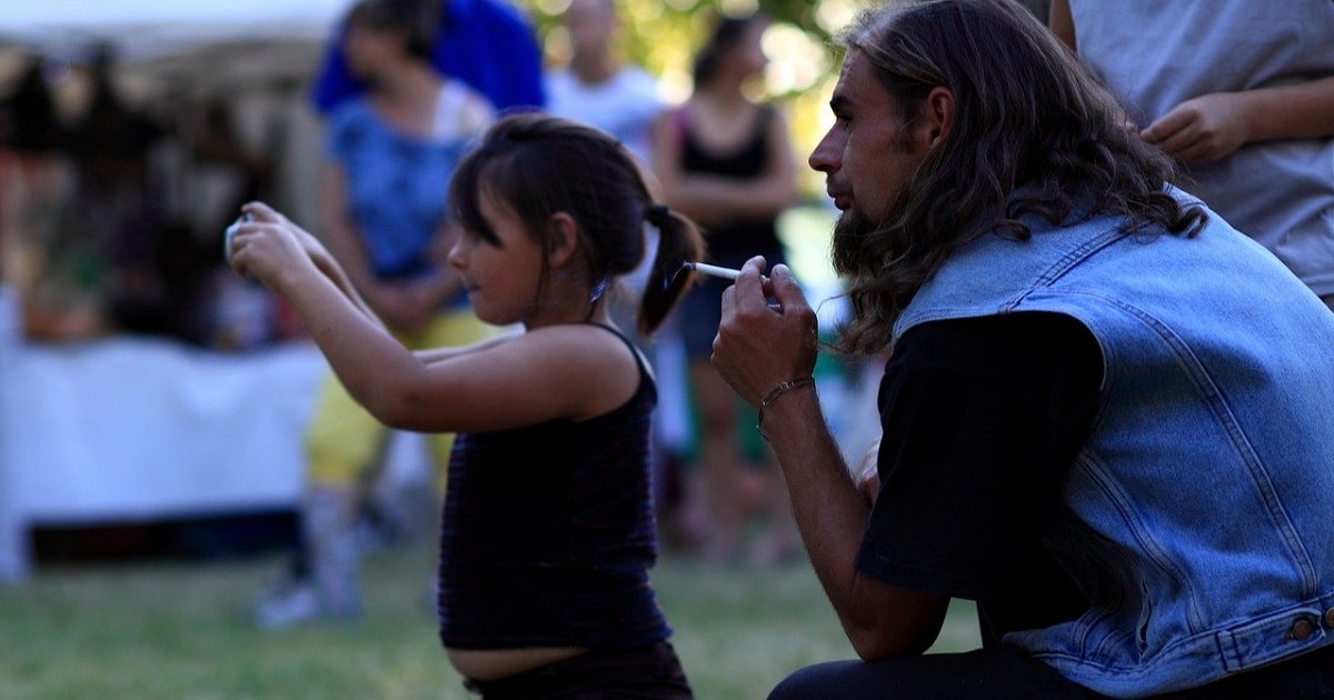Kids Are 4 Times Likely To Smoke If Their Parents Smoke