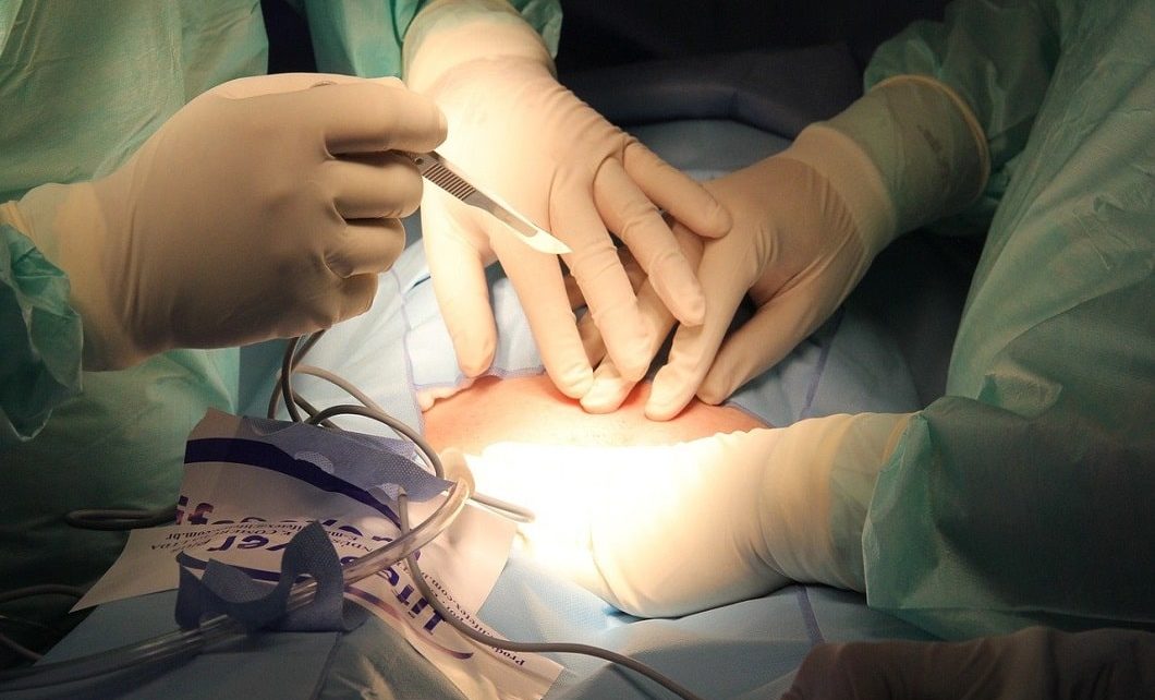 Manitoba’s PC Government Outsourcing Spinal Cord Surgeries To Organization That Settled Allegations Of Kickbacks And Unnecessary Spinal Surgeries