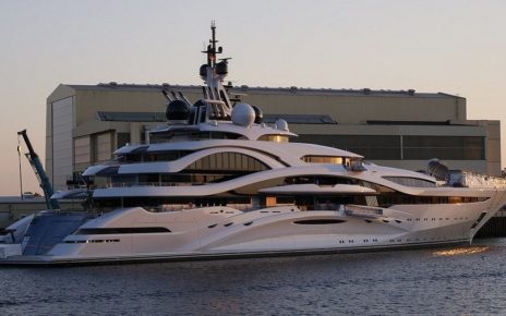 UK Targets Oligarchs’ Aircraft And Ships Through New Legal Powers