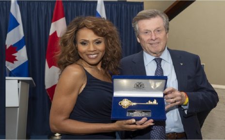 Deborah Cox Honoured With A Key To The City