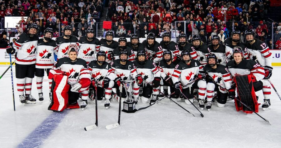 Team Canada Womens' Hockey Crushed The Souls Of Team USA, With A 5-0 Beatdown