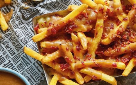 Google Doodle Celebrates The Poutine: "Ça va faire une maudite poutine!"
