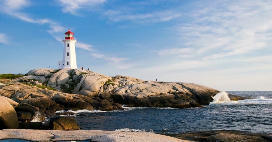 Nova Scotia: Experience Friendly Locals, Rich History, and Culinary Delights