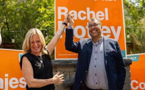Notley's Premier Bid Bolstered by Nenshi's Endorsement and Early Voter Turnout