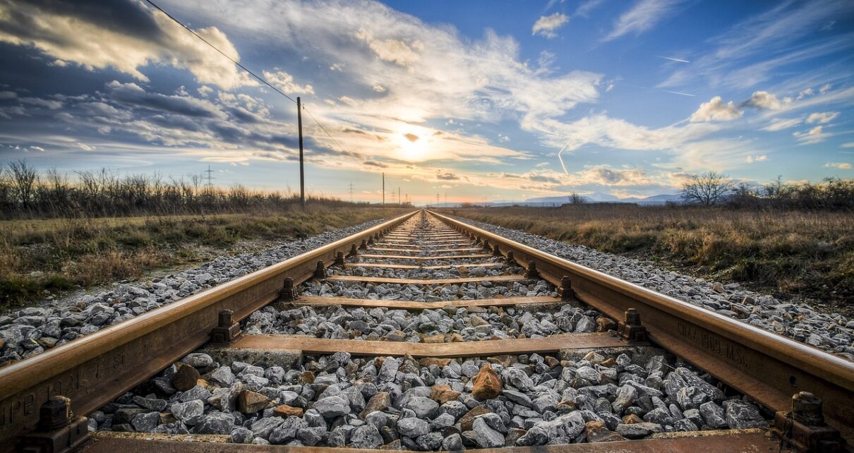 railway-1555348_1280