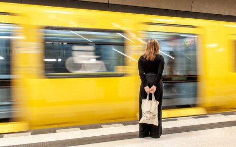 Revolutionizing Montreal's Transit: Prime Minister Trudeau Announces Historic Expansion