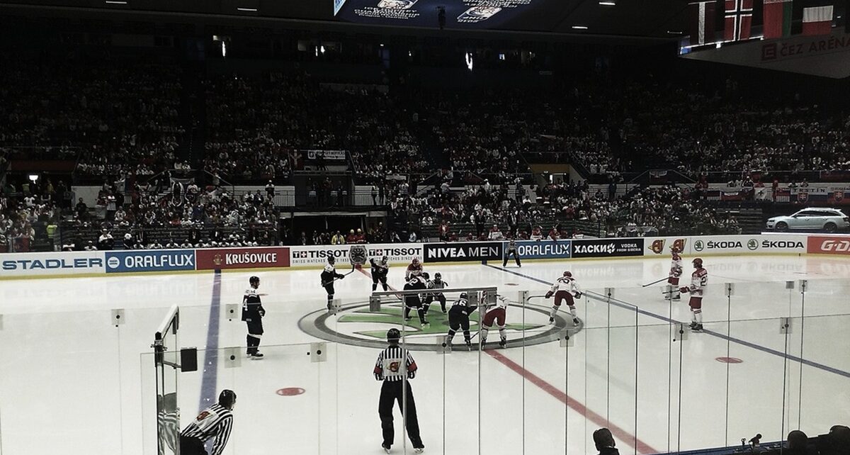 Canada Eyes Three-Peat at 2024 World Junior Ice Hockey Championships 35 hockey 1163296 1280