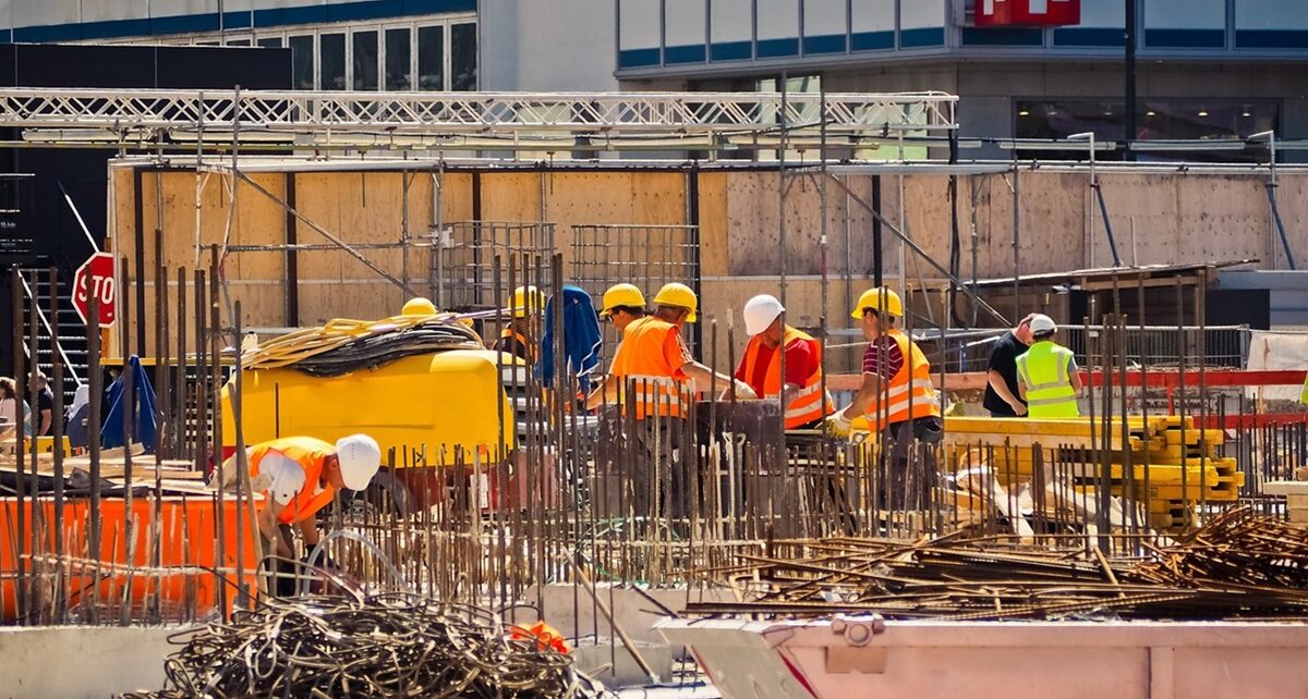 A Looming Tower: Construction Industry Faces Half-Million Worker Shortage in 2024 1678 building 3390318 1280 1