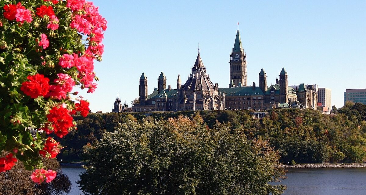 Canada to Put Cap on International Students 1729 canada-1343649_1280