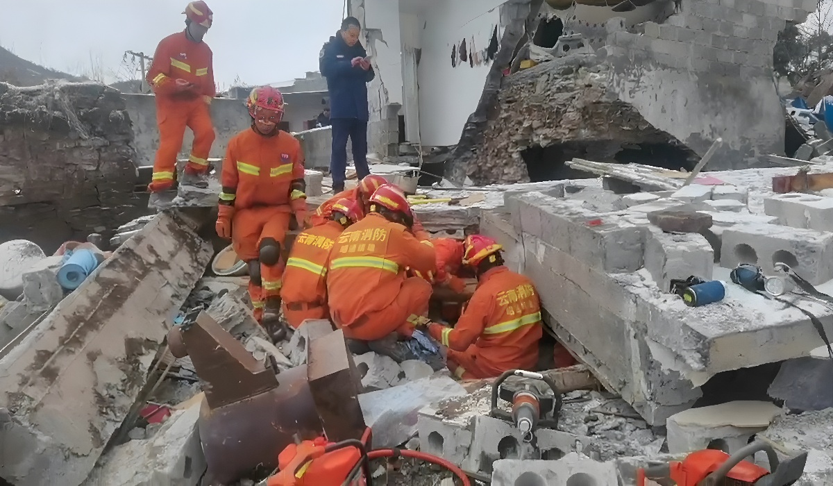 China's Yunnan Landslide Update: Ongoing Rescue Efforts Amidst Challenging Conditions