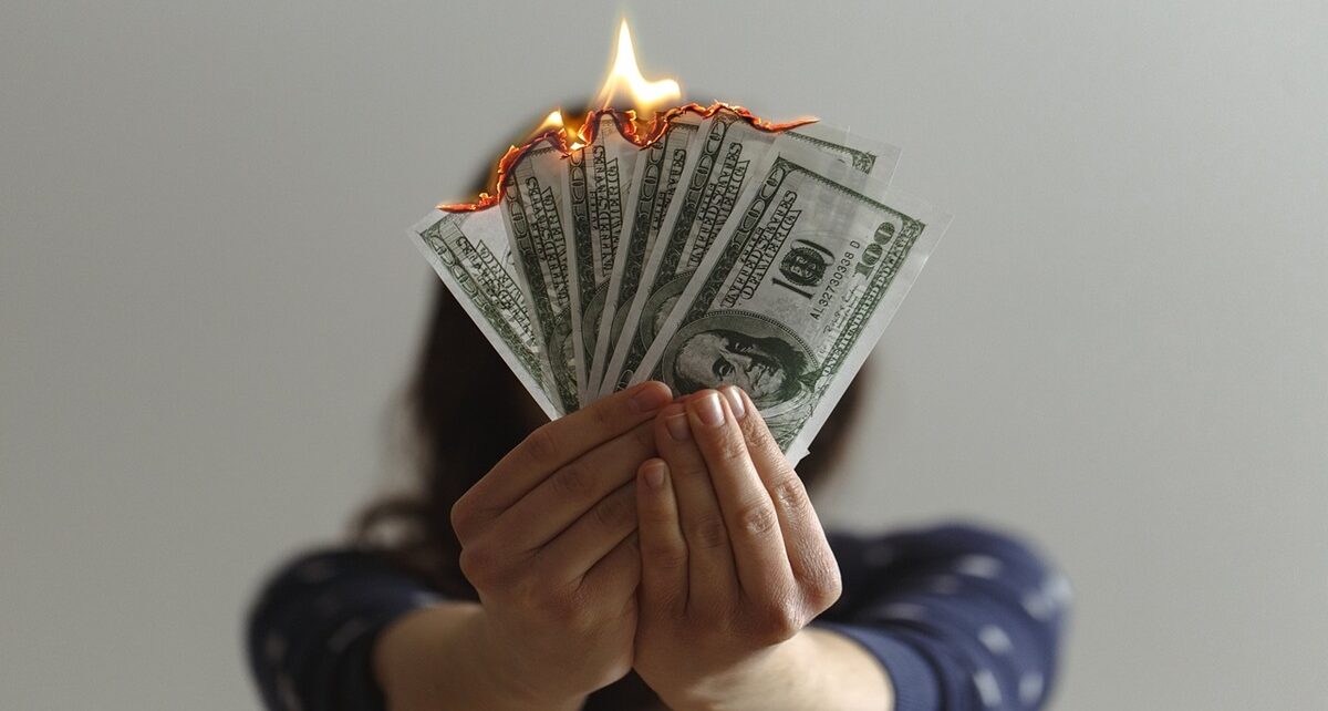 The Cost of Conflict: Rethinking the Use of Tax Dollars in Yemen's War 1744 money 6087331 1280