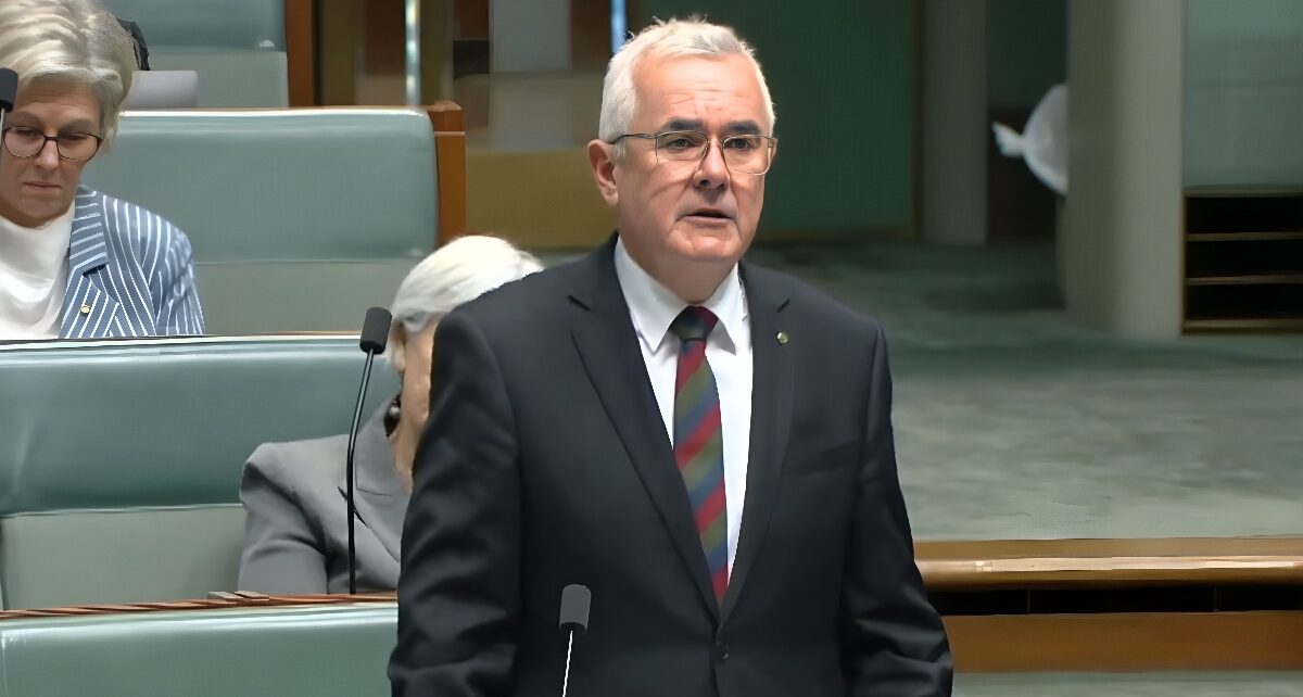 Australian Parliament Demands Assange's Freedom: Calls for End to Prosecution, Return Home 1615 Austtrailan Parliament deblurred