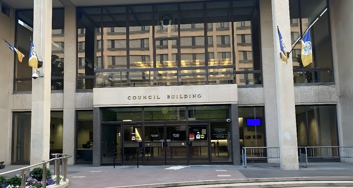 Winnipeg City Hall To Saddle Citizens With $200M Intergenerational Debt 1629 IMG 3867 min 2 deblurred