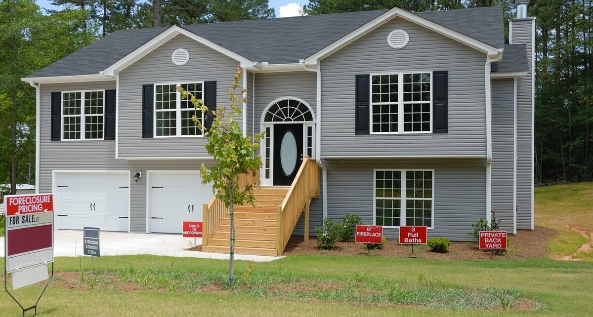 Canada Extends Ban on Foreign Homeownership: A Band-Aid on a Broken System 1661 Canada Extends Ban on Foreign Homeownership: A Band-Aid on a Broken System