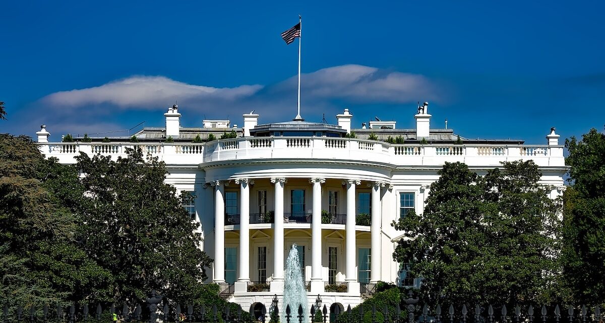 Do You Want To Be President of The USA? Can You Raise A Billion Dollars? 1655 the-white-house-1623005_1280
