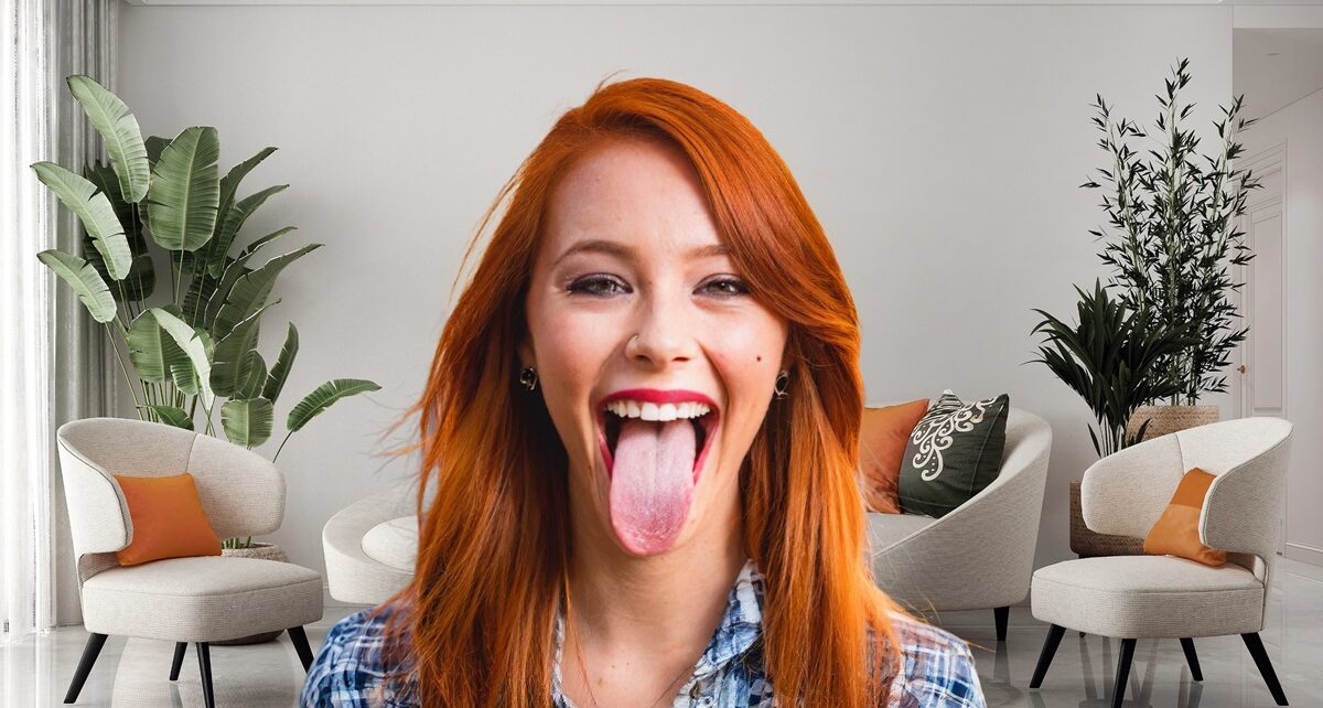 Swiping Left on Tongue-Out Pics: Why Women Should Rethink Their Profile Strategy 1520 Swiping Left on Tongue-Out Pics: Why Women Should Rethink Their Profile Strategy
