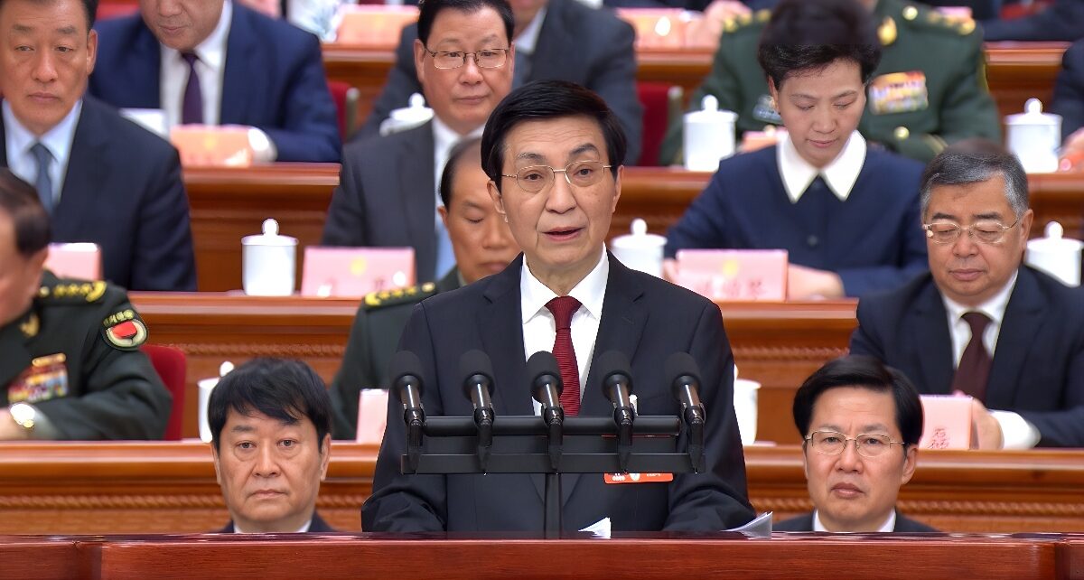 China Sets Ambitious Growth Target and Unveils Economic Plans During "Two Sessions" 1557 China Sets Ambitious Growth Target and Unveils Economic Plans During "Two Sessions"