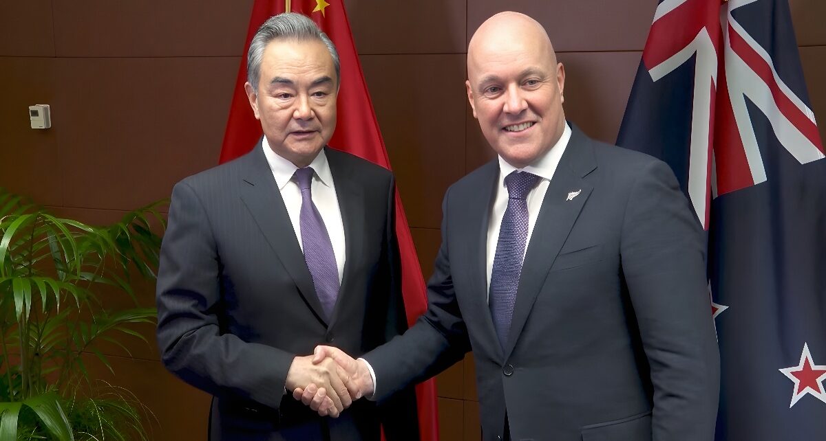 Bilateral Boost: China's Wang Yi Meets NZ Prime Minister 1511 **Chinese Foreign Minister Meets with New Zealand Prime Minister, Emphasizing Bilateral Relations** In a significant diplomatic encounter, Chinese Foreign Minister Wang Yi met with New Zealand Prime Minister for the first time since 2017. The meeting underscored the importance of strengthening ties between the two nations, with a focus on economic cooperation and cultural exchange. During the meeting, Minister Wang Yi highlighted the robust trade relationship between China and New Zealand, which stands at an impressive $38 billion. He emphasized the mutual benefits derived from this thriving trade, noting its contribution to the prosperity of both countries. Additionally, Wang Yi acknowledged the presence of a vibrant Chinese community in New Zealand, whose contributions have enriched the nation's cultural tapestry. Expressing gratitude for New Zealand's pragmatic and positive approach towards China, Wang Yi commended the Prime Minister's leadership in fostering bilateral relations. He noted the Prime Minister's longstanding commitment to enhancing ties between the two nations, which has been instrumental in maintaining a constructive dialogue. In response, the New Zealand Prime Minister reaffirmed the country's commitment to nurturing a strong and cooperative relationship with China. Acknowledging China's importance as a key partner, the Prime Minister underscored the significance of continued collaboration in various spheres, including trade, education, and people-to-people exchanges. The meeting concluded on a positive note, with both parties expressing optimism about the future of China-New Zealand relations. Minister Wang Yi assured the Prime Minister of conveying her positive sentiments to President Xi Jinping, highlighting the importance of sustained dialogue and cooperation between the two nations. As China and New Zealand continue to navigate the complexities of the global landscape, such diplomatic engagements serve as a testament to the enduring friendship and mutual respect shared between the two countries. Moving forward, both parties remain committed to deepening their partnership and exploring new avenues for collaboration, with a shared vision of promoting peace, stability, and prosperity in the Asia-Pacific region and beyond.