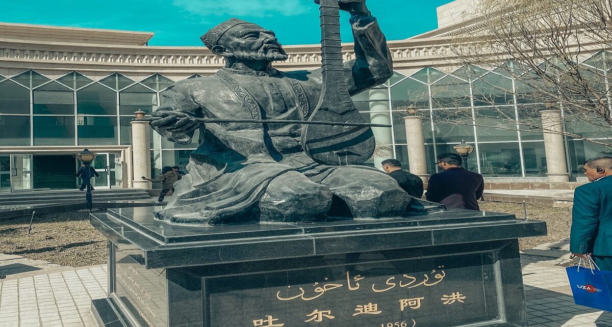The Mesmerizing World of Uyghur Muqam in Xinjiang 7 Resized Muqam