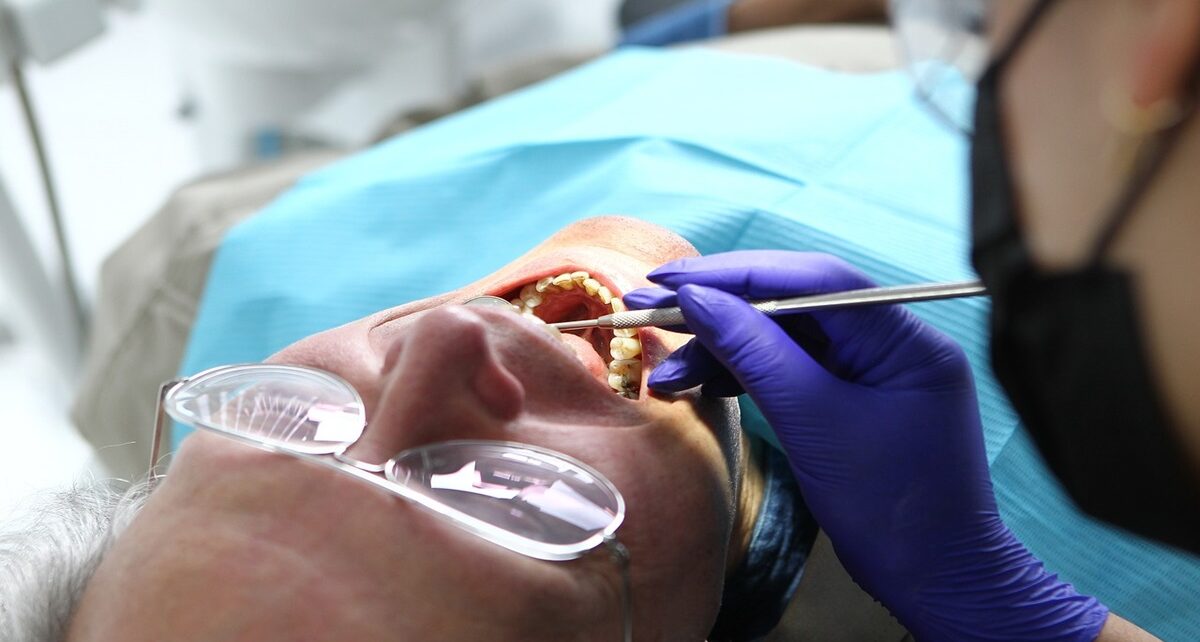 dentist 7397735 1280