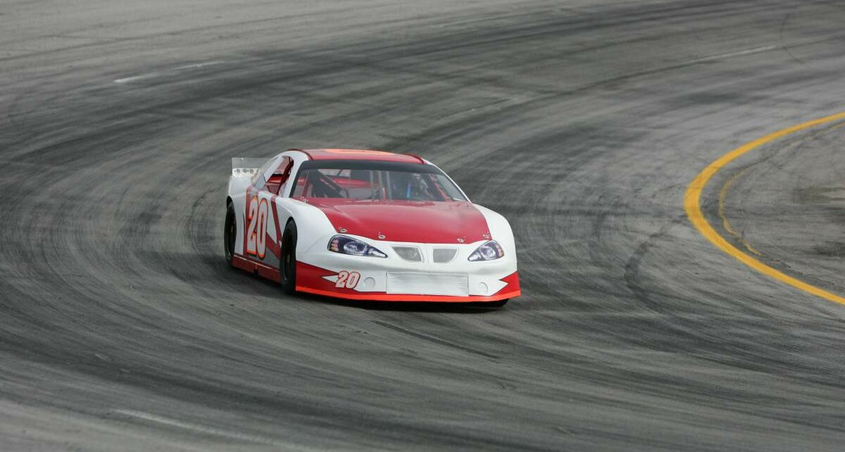Driven Racing Oil - 322262 - race-car-maintenance - image1