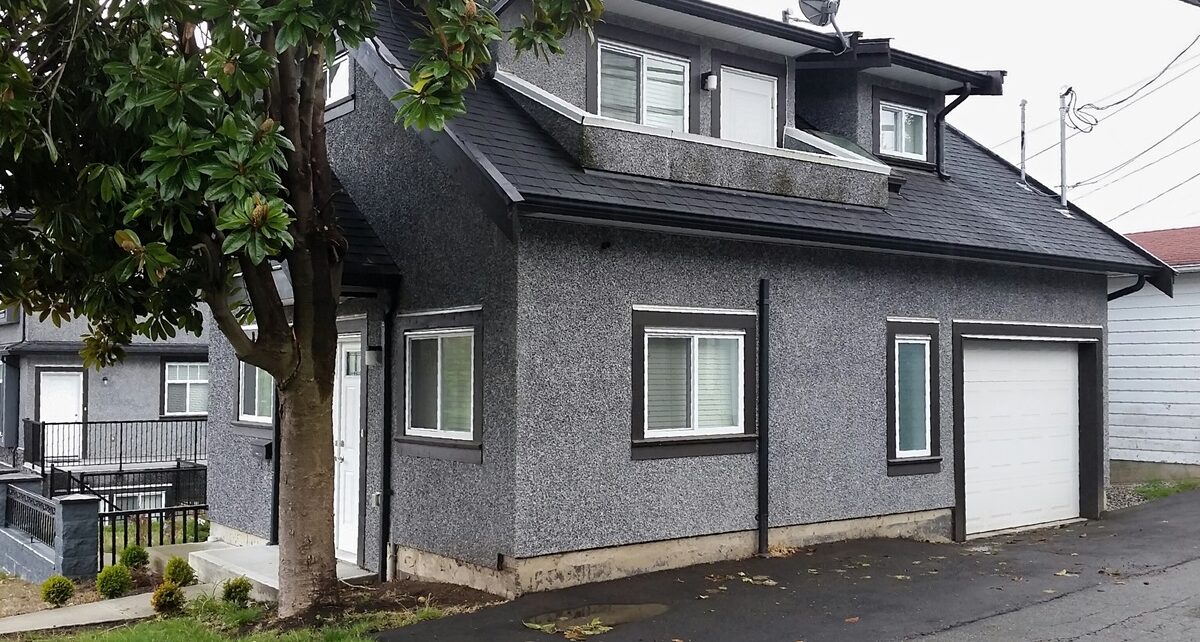 Laneway Houses: A Quick Fix Cash Grab or a Looming Urban Crisis? 28 Laneway house in Vancouver