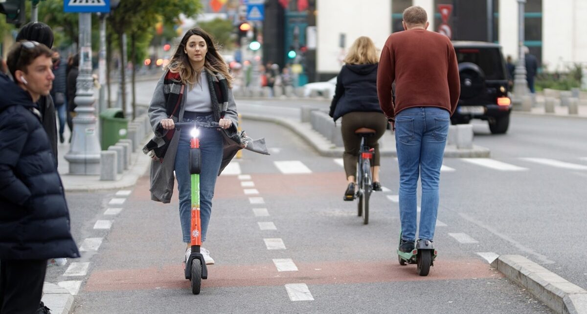 Melbourne Bans E-Scooters: Safety Concerns or Overreaction? 90 e scooter 6944970 1280