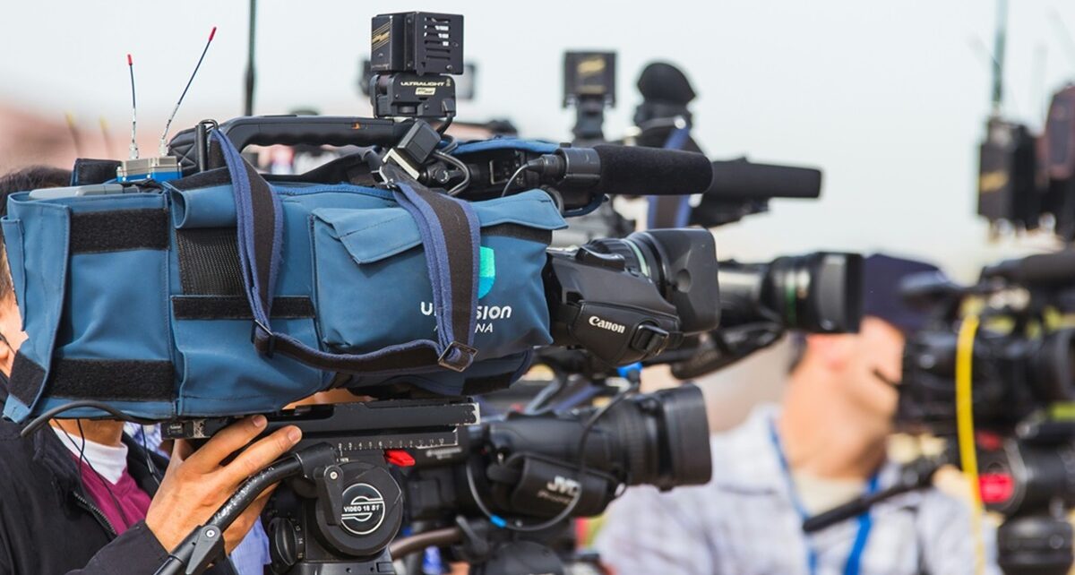 And The Winner Is, The Media! 11 matt c xDtiCFu Z3s unsplash