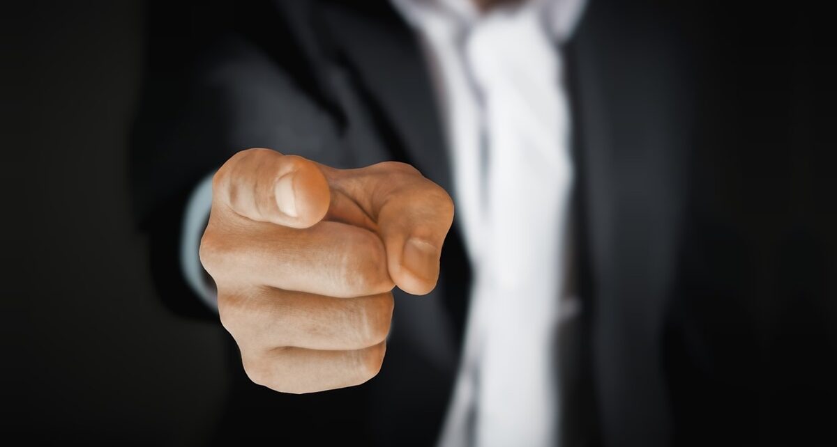 Employers Hire Candidates That Are Best for Them 149 pointing 4190930 1280
