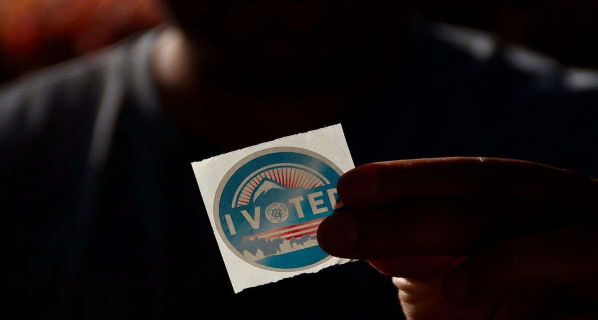 The Illusion of Choice: How Restaurants, Elections, and Media Predetermine Our Decisions 458 manny becerra BzZ6aI5 AYs unsplash