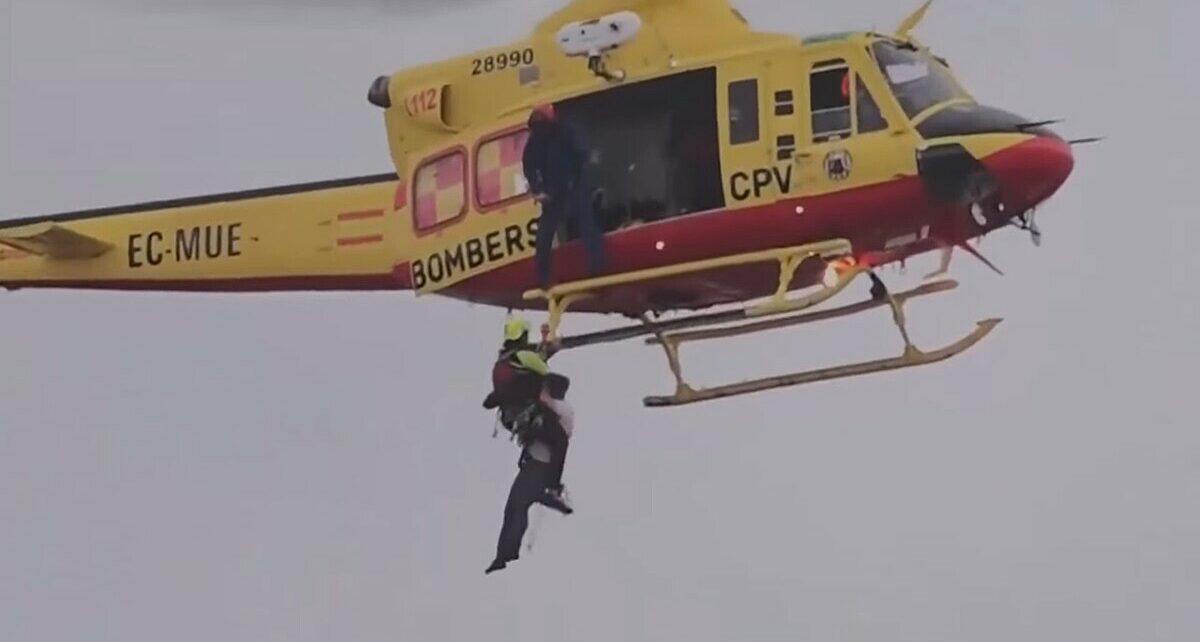 Terrible Storm in Spain: 51 Dead, Dozens Missing 370 wow Spain flood rescue 68152642