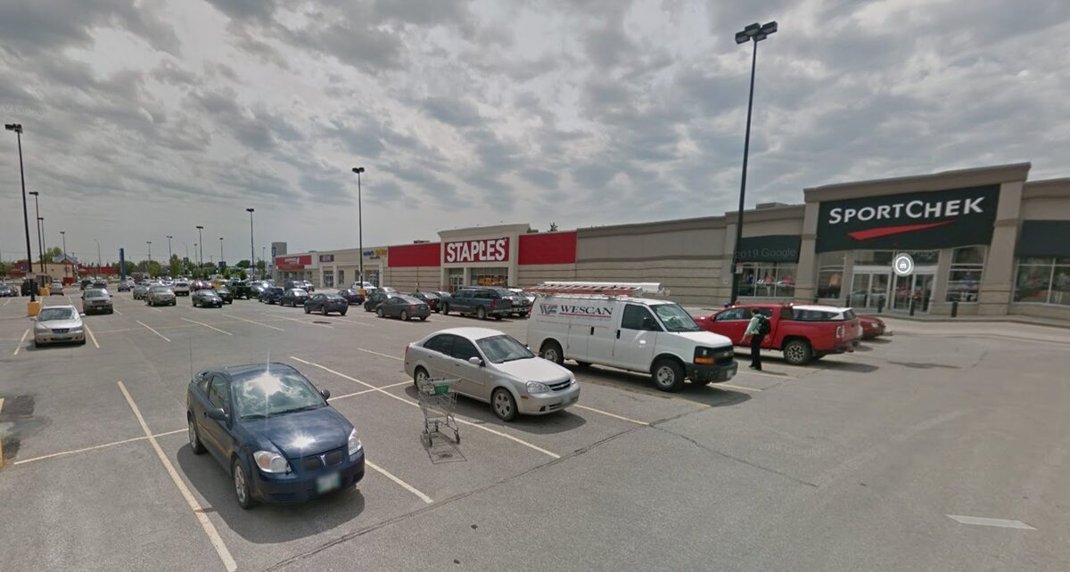 Officer-Involved Shooting in Winnipeg Under IIU Investigation 261 Staples