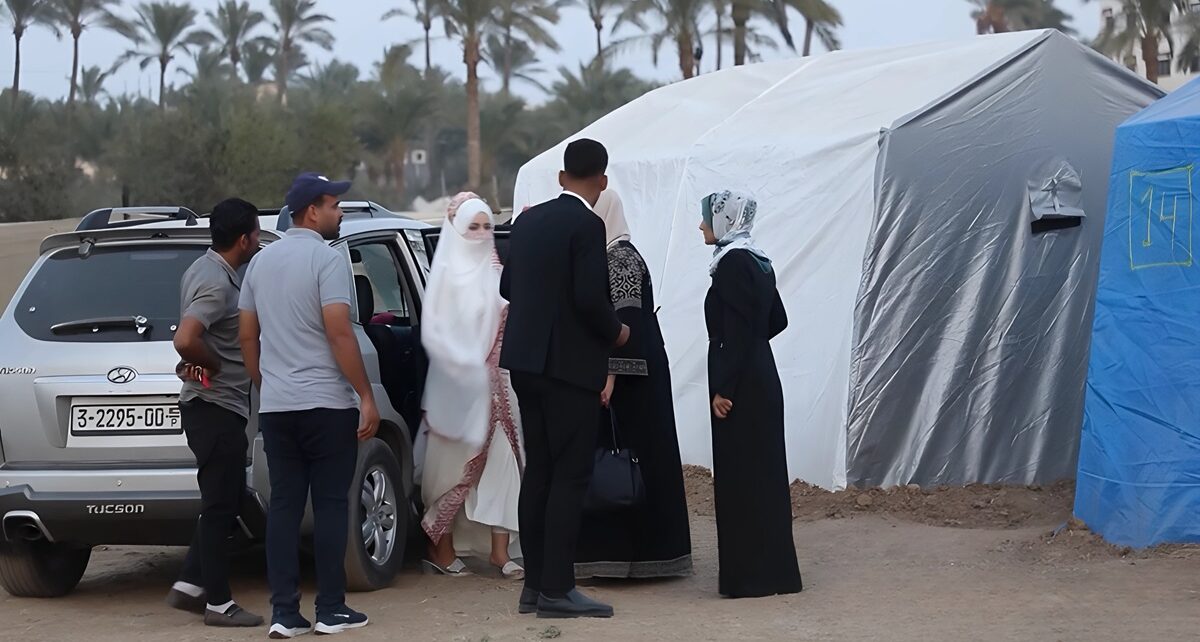 Love Amidst the Rubble: Gaza Couples Defy War with Heartwarming Wedding Celebrations 328 Wedding Time