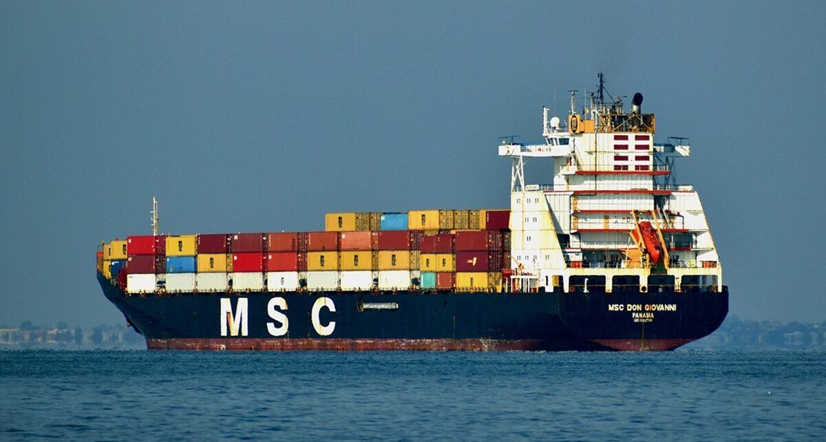 Cutting the Pacific Distance: Peru's Strategic Link to Asia 300 cargo ship 5724401 1280