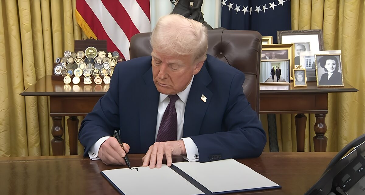 DJT EO