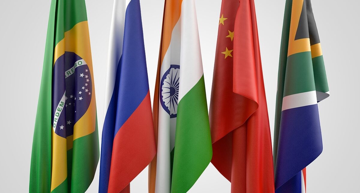 Trump Tariffs Backfire: Global Push Toward BRICS Undermines U.S. Trade Position 122 flag 3036169 1280 3