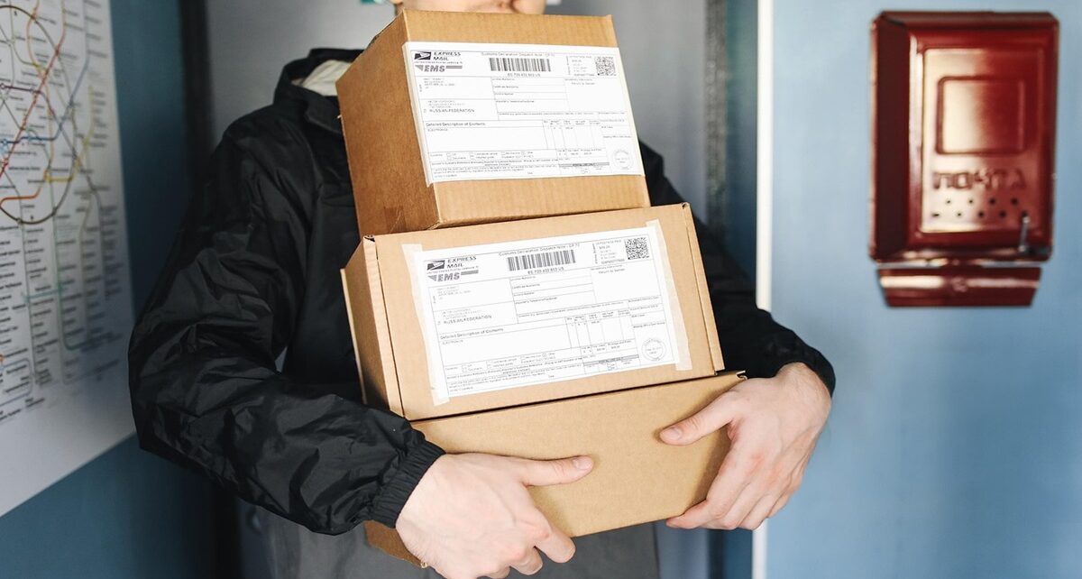 The De Minimis Disaster: Trump’s Tariff Threats Will Wreck Supply Chains and Squeeze Consumers 99 packages 6153947 1280