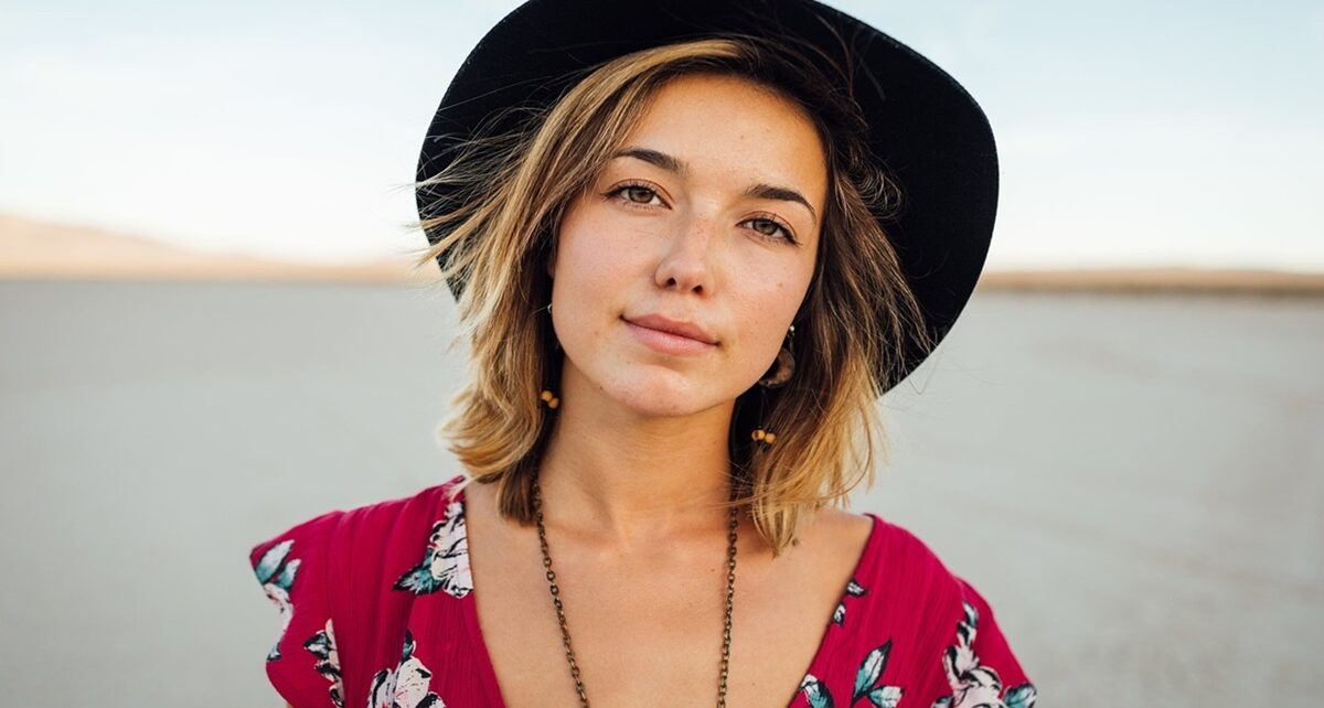 Loosen Up—This Ain’t a TSA Line, You’re Allowed to Smile. 76 young woman 1867618 1280