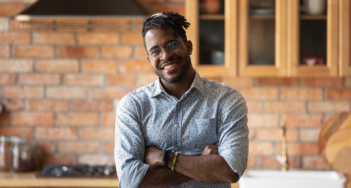 Long-Term Financial Goals Every Millennial Should Have 1 seracapitalmanagement-366142-mansmilekitchen-image1