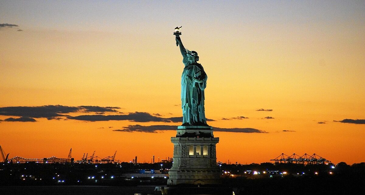 Is the World Entitled to the US Market? 71 statue of liberty 992552 1280