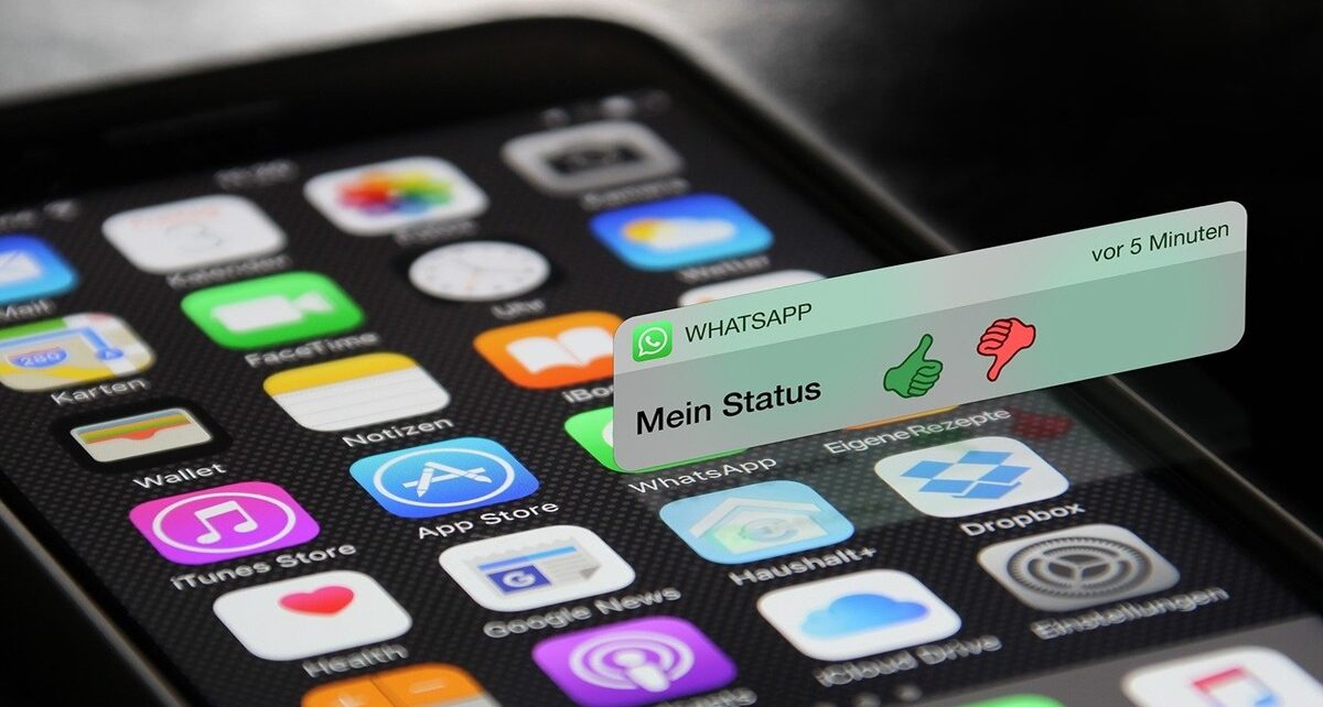 Is WhatsApp a Weapon? U.S. Ban The App On Government Phones Following Iranian Official Assassinations 9 whatsapp 2105023 1280