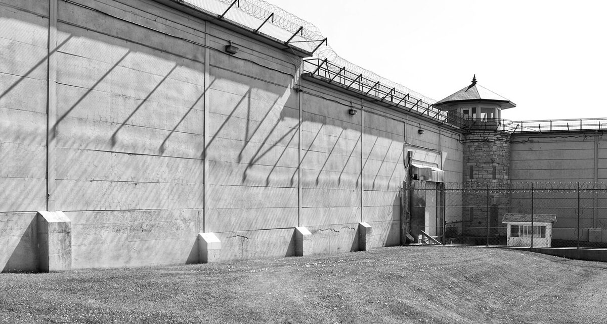 He Died, Then Came Back to Life—So Did He Serve His Life Sentence? The Case That Stunned the Courts 35 Schreiber