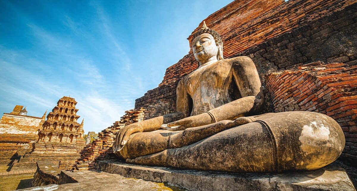Thailand and Cambodia on the Brink: A Border Dispute Spirals Toward War 17 Thailand Combodia